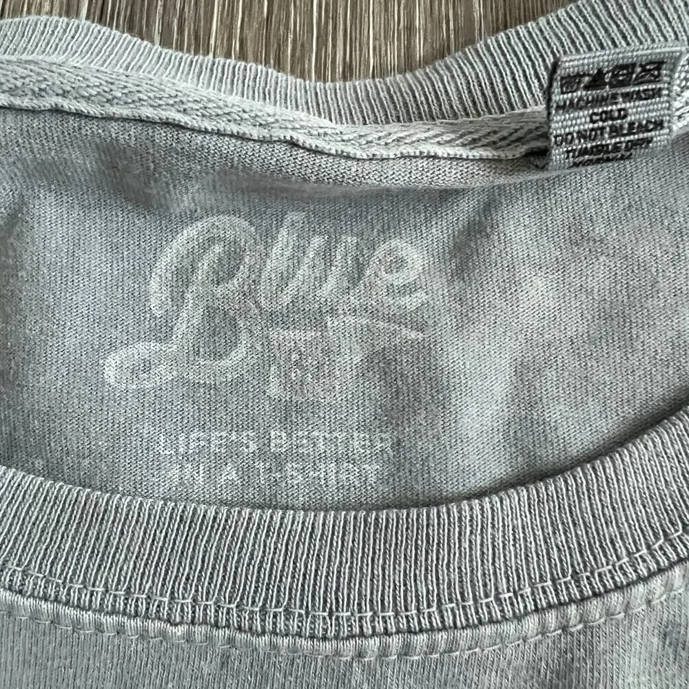 NWT Vermont Catamounts Long Sleeved T-Shirt Size M - Picture 6 of 6